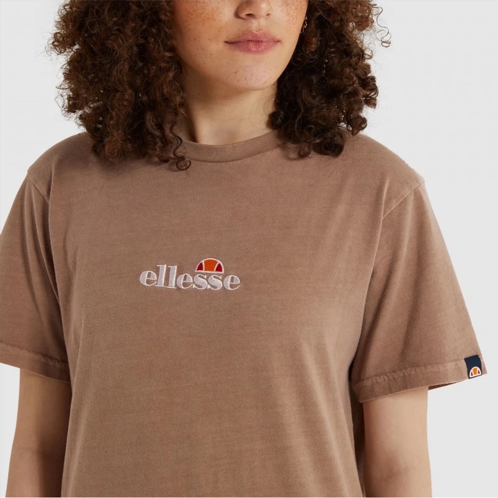 Ellesse Tan T-Shirt with Logo